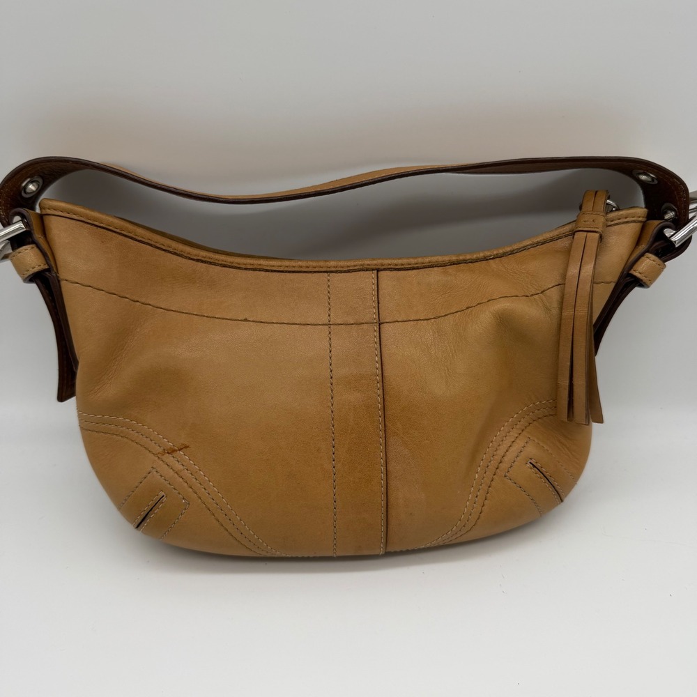 Coach Vintage Y2K 2005 Tan Leather Soho Small Hobo Bag 8A01